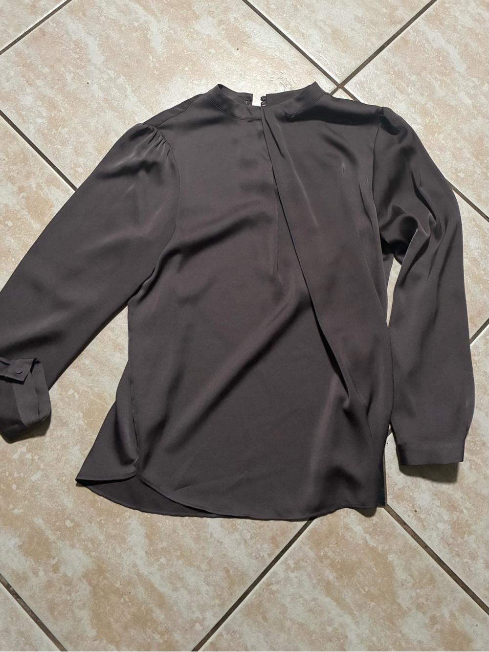 NWT Ann Taylor Satin Mock Neck Draped Blouse Charcoal Brown Long Sleeve Size L - Picture 3 of 6